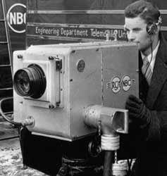 Early sound-synchronized camera